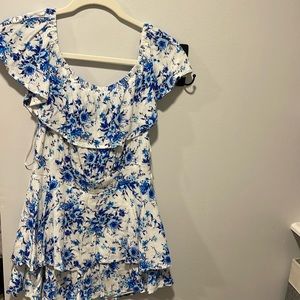Altard state floral romper. Size medium